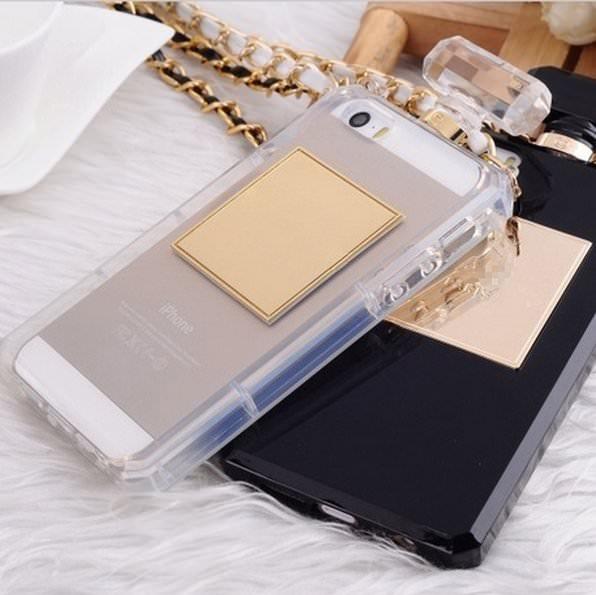 <p><strong>Parfüm şişesi kılıflar</strong></p>

<p>Kadınların en önemli eşyası olan parfüm şişesine görüntüsündeki kılıflar birçok kullanıcının ilgisini çekiyor.</p>
