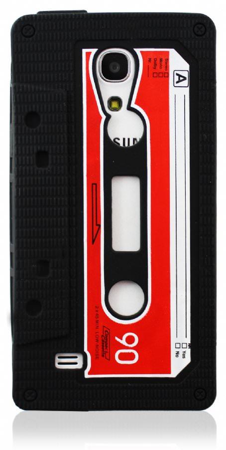 <p><strong>Kaset kılıflar</strong></p>

<p>Doksanların vazgeçilmez nostaljisi kasetler bu kılıflarla canlanıyor. Hemen her yerde görebileceğiniz bu model, çoğu telefon için bulunuyor.</p>
