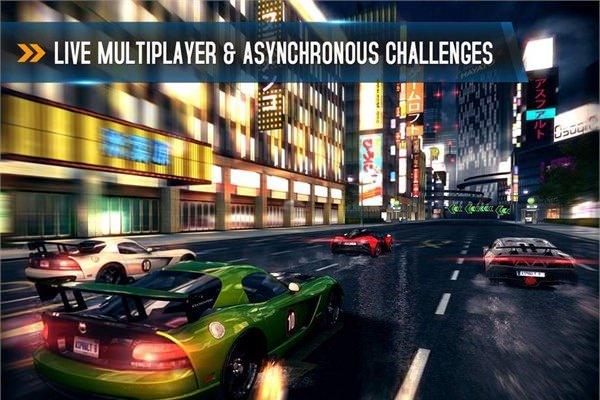 <p><strong>Asphalt 8</strong><br />
İOS 8'le yarış heyecanı daha da arttı.</p>
