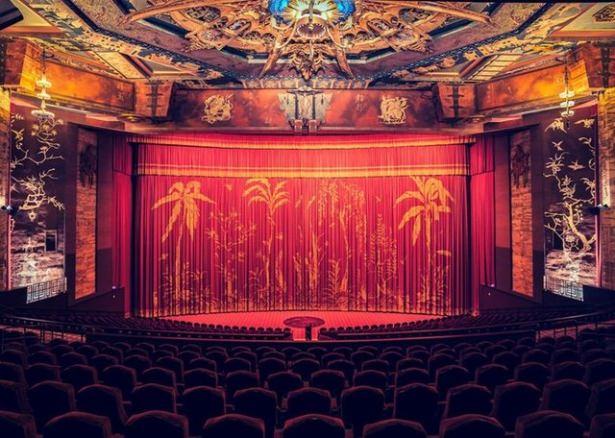 <p>Grauman's Chinese Theater, Los Angeles</p>

