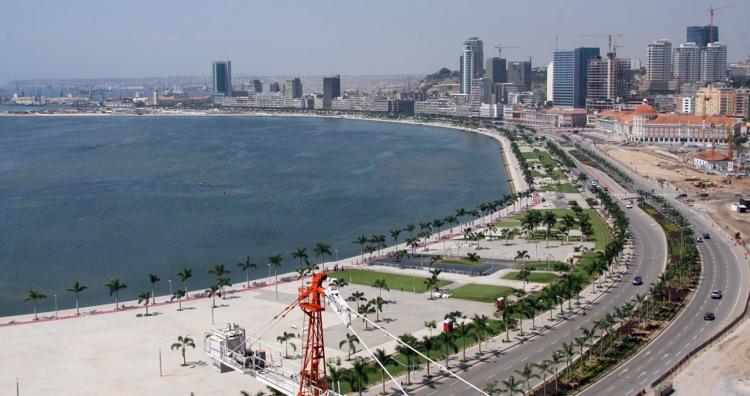 <p>2<strong>-Luanda Angola</strong>: Luanda Angola'nın en b&uuml;y&uuml;k şehri ve başkentidir.Atlas Okyanusu kıyısına kurulmuştuır.</p>
