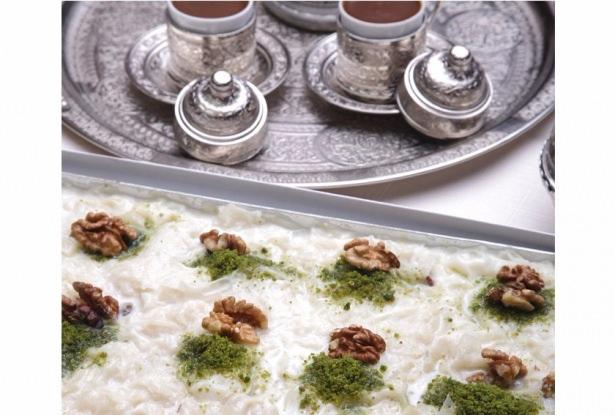 <p>Tatlı olarak hamurlu ve şerbetli tatlı değil, sütlü tatlı tercih edin.</p>

