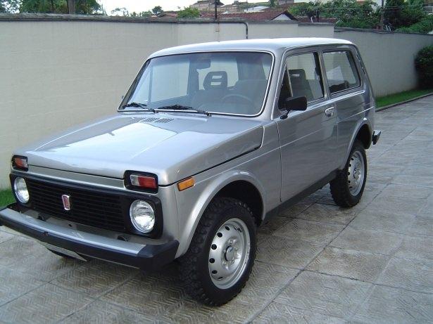 <p>Lada Niva 1.6<br />
YIL: 1993<br />
KM: 160.000<br />
FİYATI: 15.000 TL</p>
