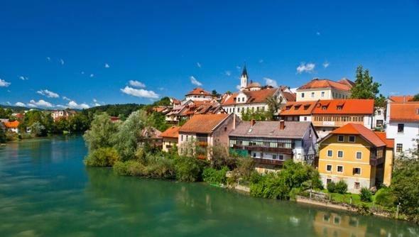<p>Slovenya</p>
