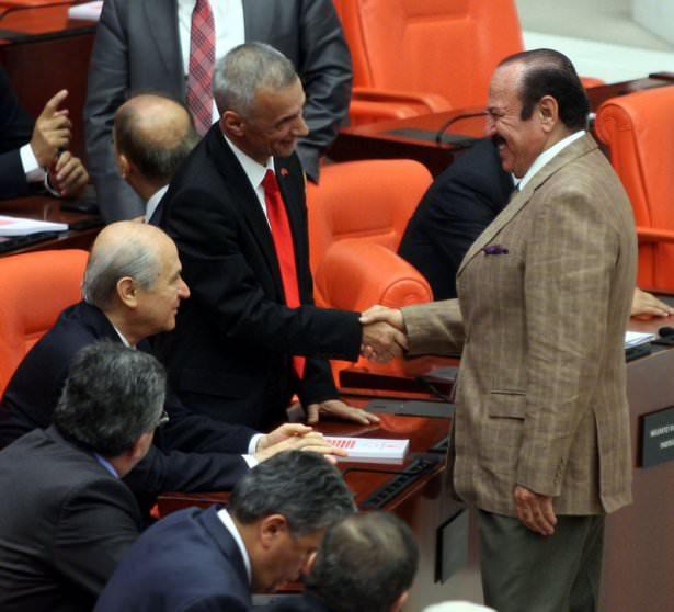 <p><strong>​HDP'liler ise Alan'ın Meclis'teki yemin t&ouml;renine katılmadı.</strong></p>
