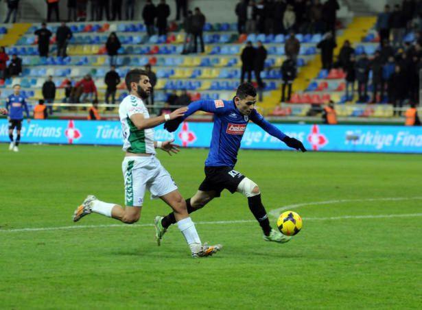 <p>Ligde 21. hafta Kayseri Erciyesspor-Torku Konyaspor'u ilk yarıda bulduğu gollerle 3-0 mağlup etti ve çok önemli bir 3 puanın sahibi oldu.</p>