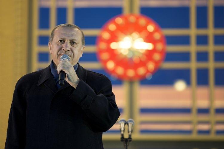 <p><strong>BÜYÜK RESİM</strong></p>
<p>Türkiye Cumhuriyeti Devleti ve hükümetinin bekasına ve türkiye’nin milli çıkarlarına tehdit oluşturduğu ifade edilen iç ve dış güçler arasındaki ilişki ağı. Sıfat tamlaması.</p>