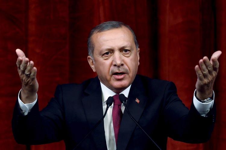 <p><strong>İSTİKRAR</strong></p>
<p>AK Parti'nin tek başına iktidarı ile özdeşleştirilen, oluşturulan siyasi ve ekonomik düzenin kararlı şekilde devam etmesi durumu.</p>