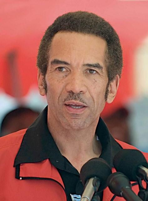 <p>Botsvana Cumhurbaşkanı Ian Khama</p>

<p> </p>
