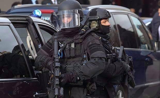 <p><strong>GIGN – Fransa</strong></p>

<p>Fransız Ulusal Jandarma Önleme Birimi 1972 Münih Olimpiyatları'nda yaşanan olaylardan sonra ortaya çıktı.</p>
