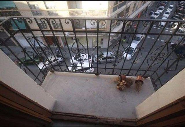 <p>Balkonunda sıkılınca çareyi değiştirmekte bulan ev sahibi, küçücük balkonunu adeta baştan değişiklik yaptı.</p>

<p> </p>
