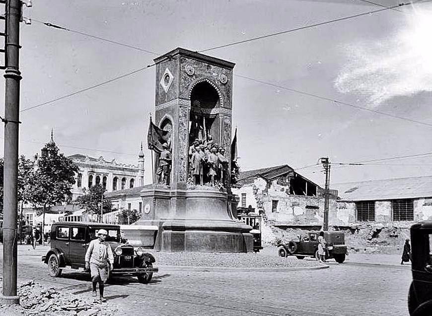 <p>1930 - Taksim</p>
