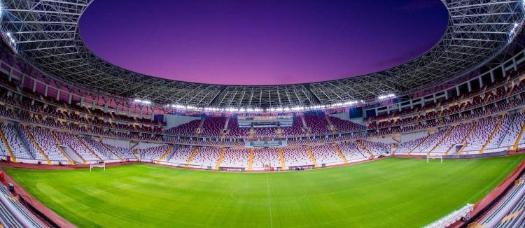 <p>Antalya Stadyumu (Antalya)</p>

