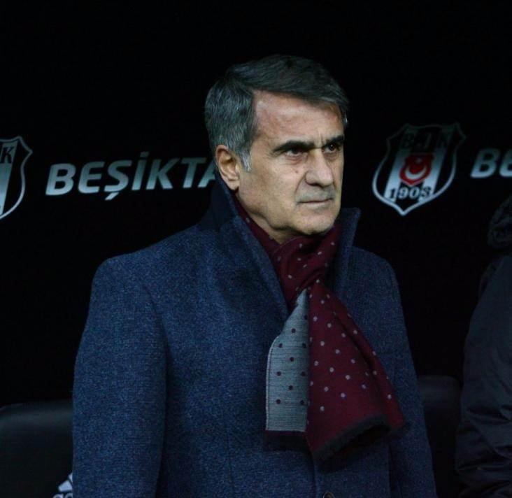<p><strong>BAZI ARKADAŞLAR ŞEYTANLIK YAPIYOR</strong></p>

<p>Rıdvan Dilmen'in Beşiktaş hakkında yaptığı yorumların ardından "Bazı arkadaşlar şeytanlık yapıyor, ben yapmak istemiyor"</p>
