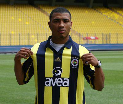 <p>Colin Kazım</p>
<p>Fenerbahçe (2007-2011)</p>