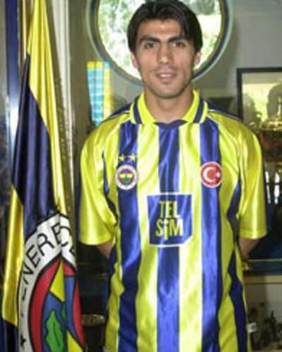 <p>Ceyhun Eriş</p>

<p>Fenerbahçe (2001-2003)</p>
