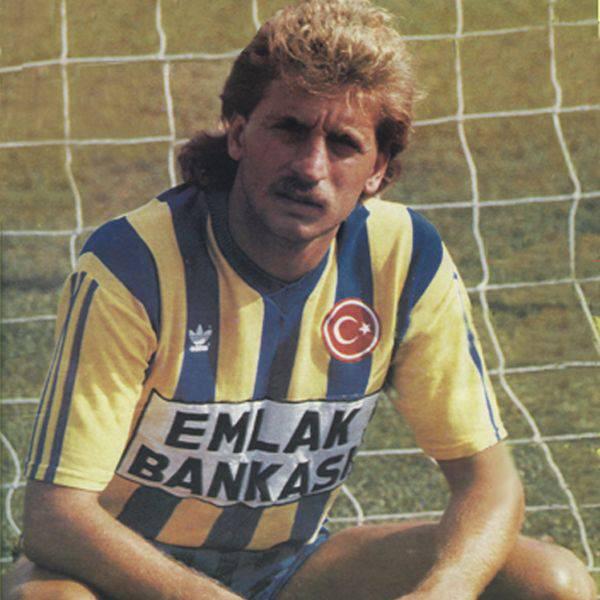 <p>Semih Yuvakuran</p>
<p>Fenerbahçe (1990-1996)</p>