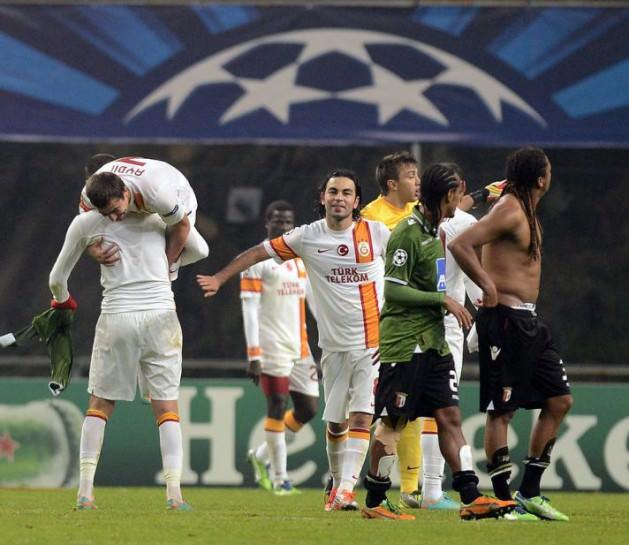 @keremsefa ---  UEFA resmen 90lar partisi yapıyor: Dortmund, Paris Saint Germain, Juventus, Galatasaray...