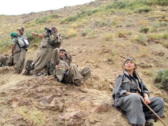 <p>Çıkışlar ise ilk saldırının yapıldığı Hakkari'nin Şemdinli'nin İlçesi'nden başladı.</p>