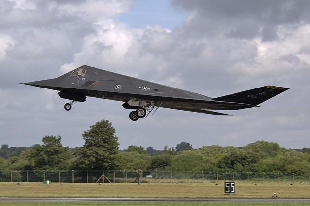 F-117 Nighthawk.