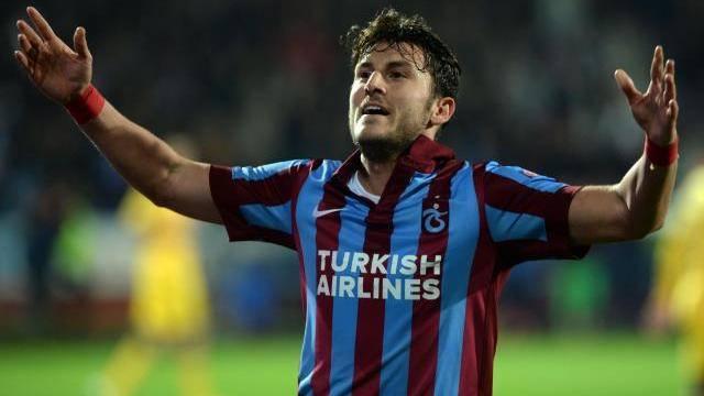 <p>Sefa Yılmaz, Trabzonspor'dan Gaziantepspor'a<br />
<br />
Kiralık</p>
