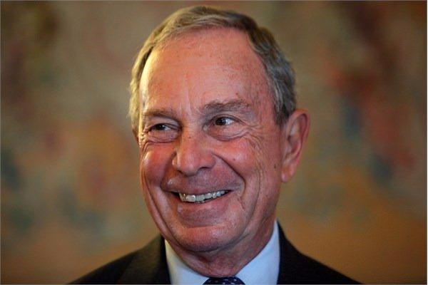 <p><strong>8 - Michael Bloomberg</strong><br />
Serveti 40 milyar dolar</p>
