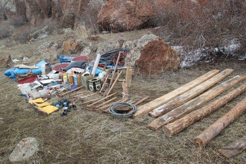 <p>19 Mart 2016 tarihinde Erzurum Tekman ilçesi kırsalında PKK'ya yönelik operasyon düzenlendi. Operasyon, kar kalınlığının yer yer 20-30 santimetre arasında değişen, hava sıcaklığının -1 derece olduğu kayalık ve kısmen ağaçlık bir bölgede gerçekleştirildi.</p>