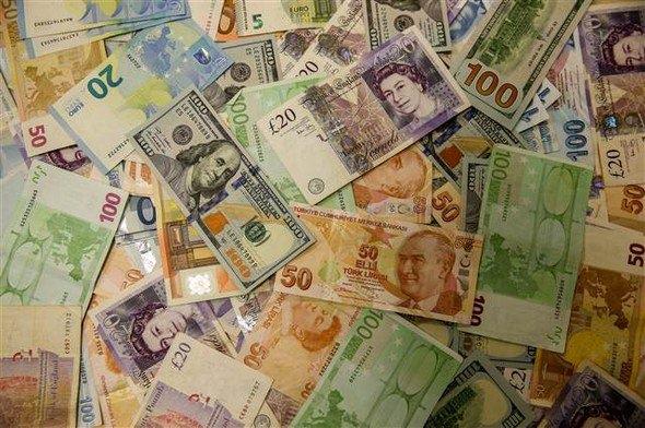 <p>5- Kişiler emeklilik planlarını kendileri seçebilir mi?<br />
<br />
Hayır, işveren, hangi emeklilik şirketi ile anlaşmışsa ve hangi emeklilik planını seçmişse, çalışan bu palana girebilecek.</p>
