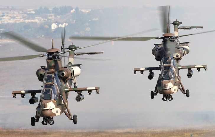 <p><strong>3. AH-2 Rooivalk (Güney Afrika)</strong></p>

<p>Güney Afrika'da 10 yıllık bir sürede yapımı tamamlanan Kızıl Şahin, bir çok silah seçeneğini bir arada bulunduruyor.</p>
