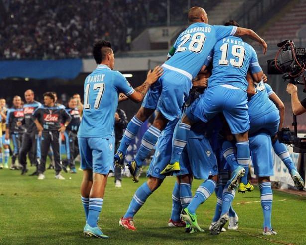 <p><strong>Napoli - İtalya</strong><br />
353 milyon dolar</p>

<p> </p>
