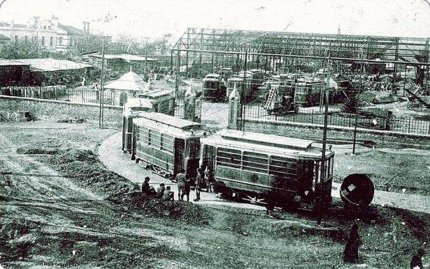 <p>Kuşdili Tramvay Deposu.. 50 sonları..</p>

<p> </p>
