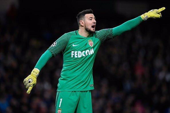 <p><strong>10 - Danijel Subasic - Monaco</strong></p>

<p>Oynadığı maç: 26</p>

<p>Gol yemediği maç: 11</p>

<p>Toplam yediği gol: 24</p>

