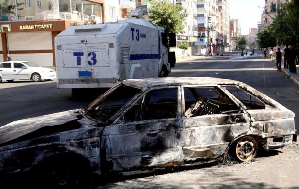 <p><em><strong>DİYARBAKIR</strong></em></p>
