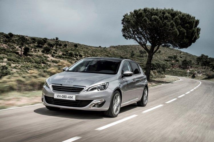 <p><span style="color:#FFA07A"><strong>PEUGEOT</strong></span><br />
<br />
Peugeot 308, 20.000 TL'ye 20 ay faizsiz krediyle sunuluyor.</p>
