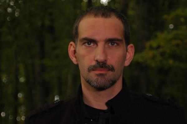<p>Faruk</p>