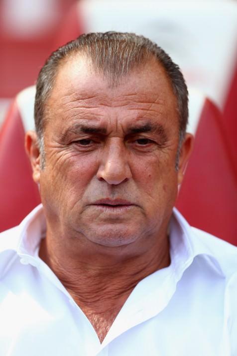 <p>sensiz bi galatasaray dusunemiyorum</p>