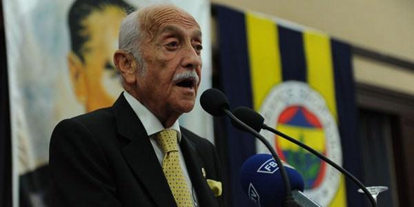 <p>Fenerbahçe Kulübü Yüksek Divan Kurulu Başkanı Yüksel Günay da güne acı haberle başladıklarını dile getirerek, "Bizim için, özellikle de benim için çok zor bir durum. Selçuk Yula benim için hem bir arkadaş hem bir evlat hem de sporcuydu. Kısa süre önce Serkan Acar vefat etti. Bu sabah da bu acı haberi aldık. Ne diyeceğimi bilemiyorum. Allah yakınlarına sabır versin" ifadelerini kullandı.<br /><br /><strong>YÜKSEL GÜNAY-FENERBAHÇE DİVAN KURULU BAŞKANI</strong></p>