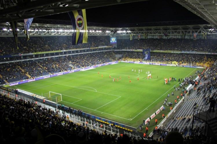 <p>Fenerbahçe taraftarı Kadıköy'de oynanacak olan Galatasaray derbisine özel olarak hazırlanıyor.</p>
