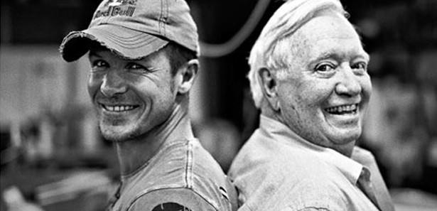 39 bin metreden atlayan Felix ve 31 bin metreden atlayan Kittinger. Kittinger kendisine ait rekoru kırmak için çalışan Felix'in rekor denemeleri sırasında en yakınındaki isim oldu.