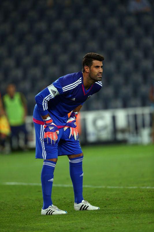 <p>Fenerbahçe hazırlık maçında son Avrupa Ligi finalisti Dnipro'ya 1-0 mağlup oldu.</p>