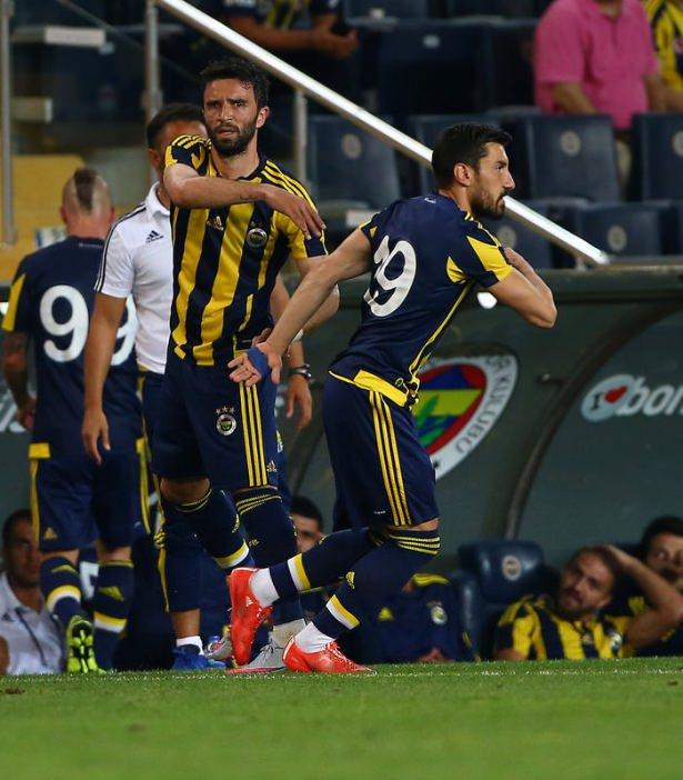 <p>Fenerbahçe hazırlık maçında son Avrupa Ligi finalisti Dnipro'ya 1-0 mağlup oldu.</p>