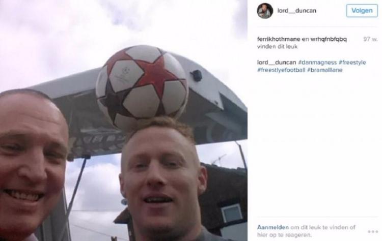 <p>Dan Magness geçen Haziran ayında "omuzlarıyla futbol topunu 1064 kez sektirdi.</p>