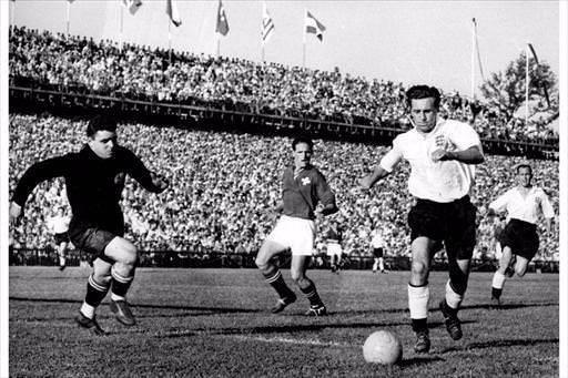 <p>1954 | Avusturya - İsviçre (7-5) | 12</p>

<p><strong>EN GOLLÜ DÜNYA KUPASI MAÇI</strong></p>

