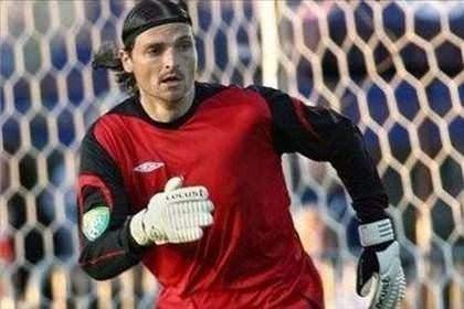 <p>27 takım değiştiren Lutz Pfannenstiel, 6 kıtada da top oynayan tek futbolcu oldu. 34 yaşındaki Alman kaleci, halen Clube Atlético Hermann Aichinger'de forma giyiyor.</p>
