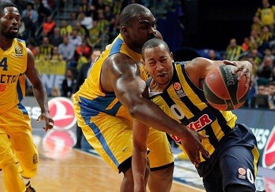 <p>Fenerbahçe Ülker Basketbol Takımı, THY Avrupa Ligi'nde  Dörtlü Final'e yükseldi.</p>
