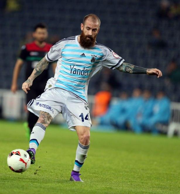 <p><em>Meireles:</em><br />
<em>2 milyon Euro</em></p>
