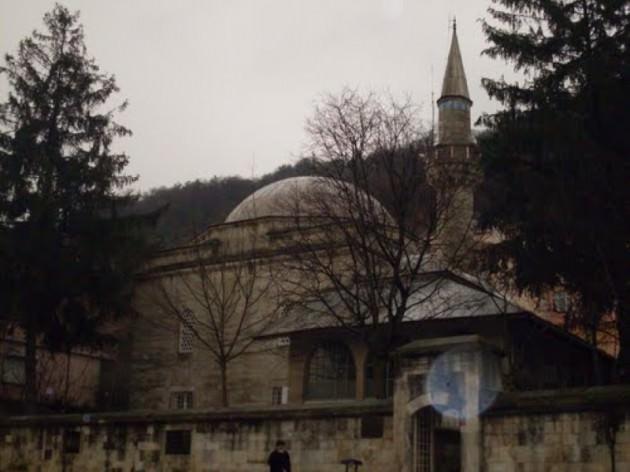 <p>FERHAT PAŞA CAMİİ: Ferhad Paşa Camisi Çatalca’da bulunuyor. 1575 yılında Ferhat Paşa tarafından Çatalca tepesinin eteğine Mimar Sinan'a yaptırılmıştır.</p>