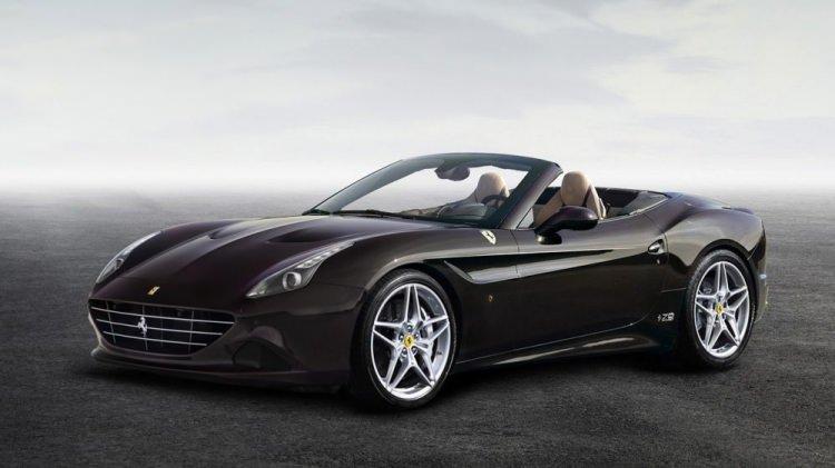 <p>Ferrari, 1939 yılında kurulmasına karşın pist dışında ürettiği ilk otomobil için 1947 yılına kadar beklemeyi tercih etmişti.</p>
<p> </p>
