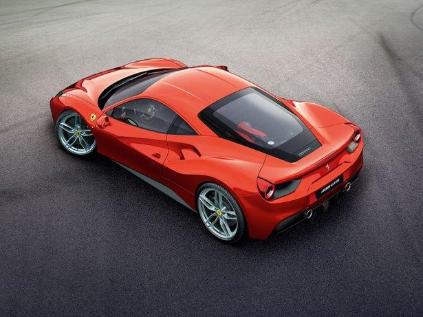 <p>Bu motorlar 0’dan 100 kilometreye 3 saniyede çıkabilen otomobil, 0’dan 200 kilometreye hızlanmak içinse çoğu standart aracın 100 kilometre hızlanmasını dahi tamamlayamadığı 8.3 saniye çıkıyor.</p>
