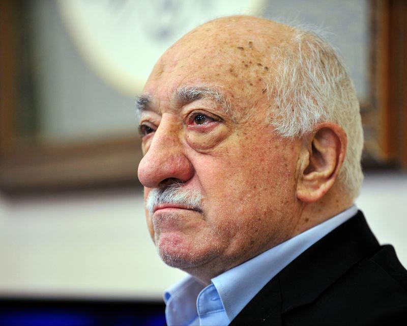 <p><strong>Fetullah Gülen</strong><br />
<br />
Örgütün bir numaralı ismi ve hakkında yakalama kararı bulunan Gülen, 1999 yılından beri ABD'de.</p>
